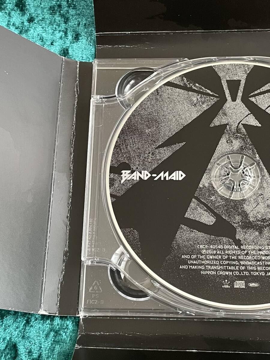 BAND-MAID WORLD DOMINATION 初回生産限定盤 Amazon.co.jp: ☆BAND-MAID☆CD+Blu-ray☆初回生産限定盤☆WORLD
